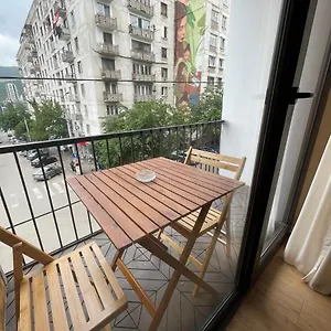 https://voila-tbilisi.alltbilisihotels.com